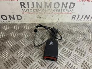 Used Front seatbelt buckle, right Opel Combo 1.3 CDTI 16V ecoFlex Price on request offered by Autodemontage Rijnmond BV
