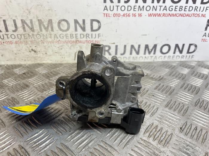Usagé Boitier papillon Opel Combo 1.3 CDTI 16V ecoFlex Prix € 4,01 Prix TTC proposé par Autodemontage Rijnmond BV