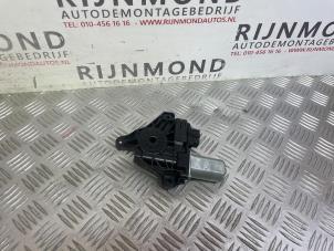 Used Door window motor Mercedes A (W176) 1.8 A-200 CDI 16V Price € 30,25 Inclusive VAT offered by Autodemontage Rijnmond BV