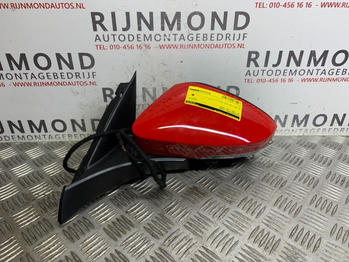 Wing mirror, left from a Volkswagen T-Roc 2.0 TDI 150 4Motion 16V 2018
