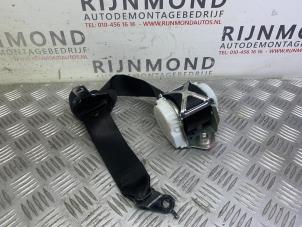 Used Front seatbelt, right BMW 1 serie (F20) 120d 2.0 16V Price € 42,35 Inclusive VAT offered by Autodemontage Rijnmond BV