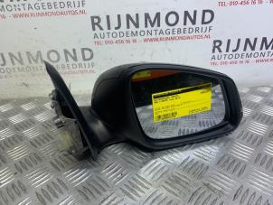 Used Wing mirror, right BMW 1 serie (F20) 120d 2.0 16V Price € 151,25 Inclusive VAT offered by Autodemontage Rijnmond BV