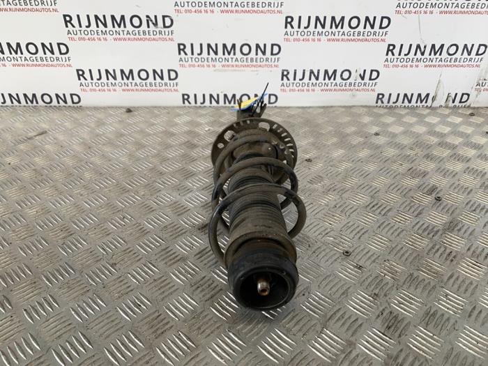 Fronts shock absorber, left Audi A1 1.4 TFSI 16V 122 6R0413031AQ