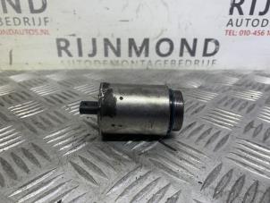 Usados Interruptor de presión de aceite Mercedes Sprinter 3,5t (906.63) 313 CDI 16V Precio de solicitud ofrecido por Autodemontage Rijnmond BV