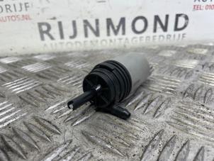 Used Headlight washer pump BMW 3 serie (E92) 320i 16V Price on request offered by Autodemontage Rijnmond BV