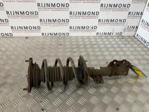 Used Front shock absorber, right Kia Cee'd (JDB5) 1.6 GDI 16V Price € 84,70 Inclusive VAT offered by Autodemontage Rijnmond BV