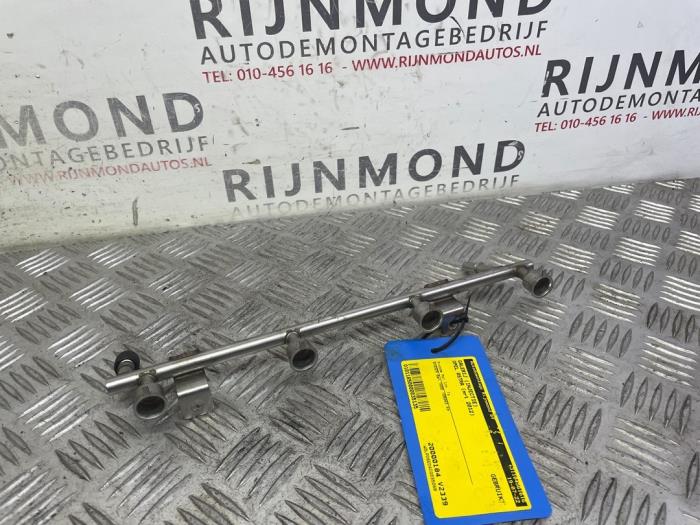 Usagé Système d'injection Opel Astra J (PC6/PD6/PE6/PF6) 1.6 16V Ecotec Prix sur demande proposé par Autodemontage Rijnmond BV