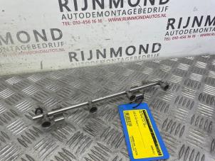 Begagnade Bränsleinsprutningsmunstycke Opel Astra J (PC6/PD6/PE6/PF6) 1.6 16V Ecotec Pris på förfrågan erbjuds av Autodemontage Rijnmond BV