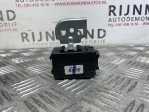 Used Gateway module Nissan Qashqai (J11) 1.3 DIG-T 140 16V Price € 121,00 Inclusive VAT offered by Autodemontage Rijnmond BV