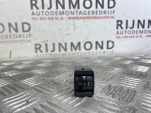 Used Height control switch Nissan Qashqai (J11) 1.3 DIG-T 140 16V Price € 18,15 Inclusive VAT offered by Autodemontage Rijnmond BV