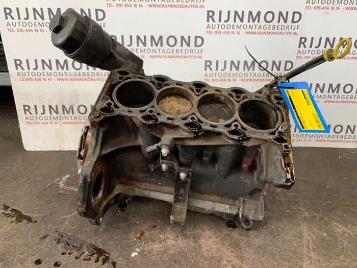 Dolny blok silnika Opel Corsa D 1.4 16V Twinport - 24450960