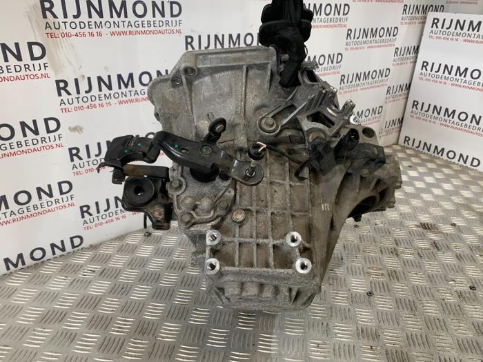 Gearbox from a Kia Picanto (JA) 1.0 12V 2019