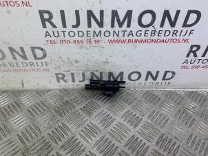 Used Vacuum valve Mercedes ML II (164/4JG) 3.0 ML-320 CDI 4-Matic V6 24V Price on request offered by Autodemontage Rijnmond BV