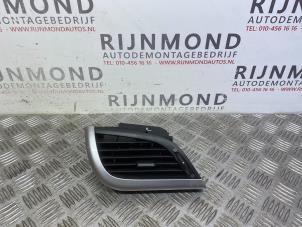 Used Dashboard vent Peugeot 207/207+ (WA/WC/WM) 1.4 16V Vti Price € 18,15 Inclusive VAT offered by Autodemontage Rijnmond BV