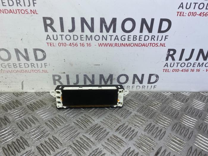 Begagnade Innerdisplay Peugeot 207/207+ (WA/WC/WM) 1.4 16V Vti Pris på förfrågan erbjuds av Autodemontage Rijnmond BV