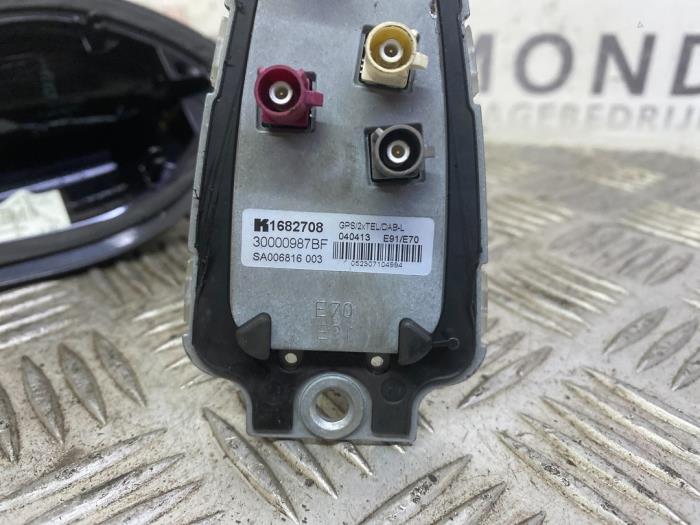 Antena z BMW 1 serie (F20) 120d 2.0 16V 2013