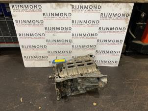 Used Engine crankcase Mercedes B (W246,242) 1.6 B-180 BlueEFFICIENCY Turbo 16V Price € 1.028,50 Inclusive VAT offered by Autodemontage Rijnmond BV