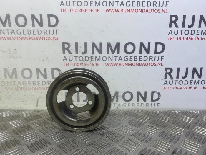 Crankshaft pulley from a BMW 1 serie (F21) 116i 1.6 16V 2014