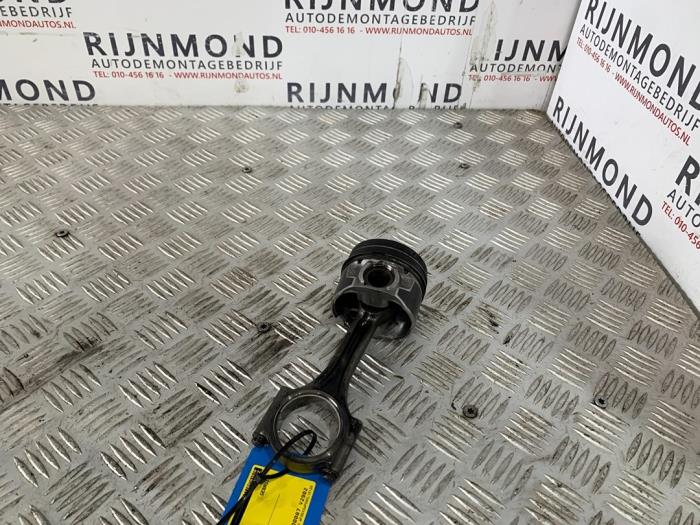 Gebrauchte Kolben Ford Transit Connect (PJ2) 1.6 TDCi 16V 115 Preis auf Anfrage angeboten von Autodemontage Rijnmond BV