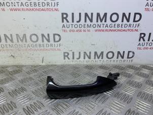 Used Door handle 2-door, right Mercedes E (R207) E-350 CDI, d BlueTEC 3.0 V6 24V Price on request offered by Autodemontage Rijnmond BV