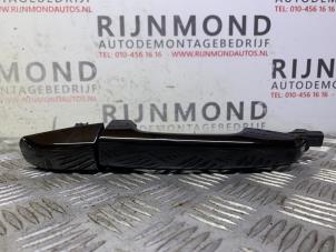 Gebrauchte Türgriff 4-türig links hinten Jaguar XE 2.0d 180 16V Preis auf Anfrage angeboten von Autodemontage Rijnmond BV