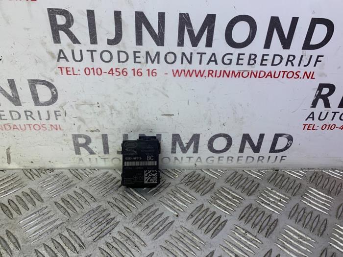 Begagnade Däcktrycksmodul Jaguar XE 2.0d 180 16V Pris på förfrågan erbjuds av Autodemontage Rijnmond BV
