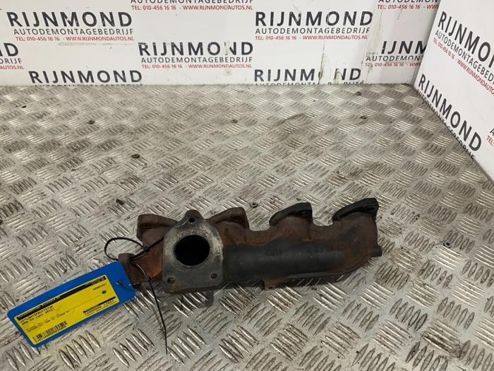 Exhaust manifold from a BMW X3 (F25) xDrive20d 16V 2012