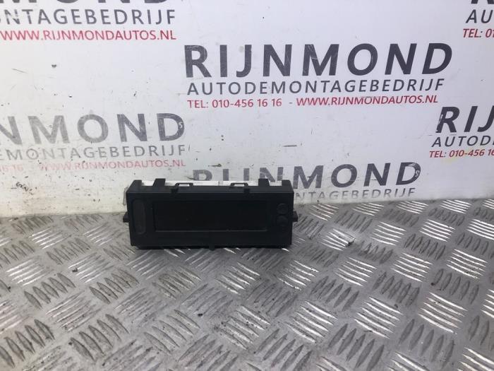 Begagnade Innerdisplay Renault Kangoo Express (FW) 1.5 dCi 75 Pris € 15,00 Marginaltabell erbjuds av Autodemontage Rijnmond BV