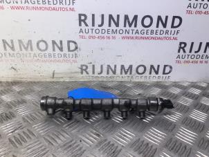 Used Fuel injector nozzle Renault Master III (FD/HD) 2.5 dCi 120 FAP Price on request offered by Autodemontage Rijnmond BV