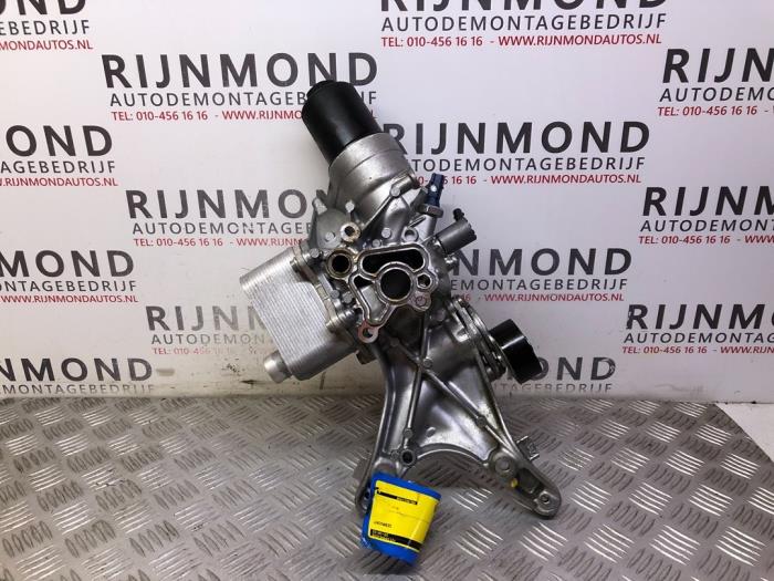 Usagé Support dynamo haut Volkswagen Polo V (6R) 1.8 GTI 16V Prix € 40,00 Règlement à la marge proposé par Autodemontage Rijnmond BV