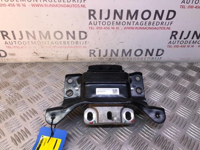 Used Engine mount Volkswagen Golf VII Variant (AUVV) 1.6 TDI 16V Price € 25,00 Margin scheme offered by Autodemontage Rijnmond BV