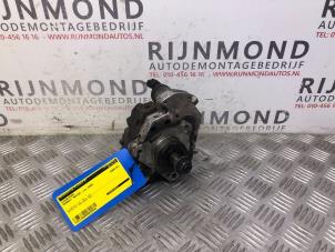 Used Diesel pump Renault Master III (JD/ND/PD) 2.5 dCi 16V 100 Price € 125,00 Margin scheme offered by Autodemontage Rijnmond BV