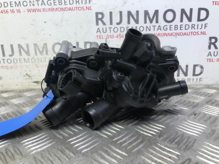 Thermostat housing Audi A3 Sportback 1.2 TFSI 16V 04E121042L CJZ