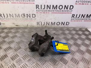 Used Rear brake calliper, right Mercedes C (C204) 1.8 C-180 CGI 16V BlueEfficiency Price € 60,50 Inclusive VAT offered by Autodemontage Rijnmond BV