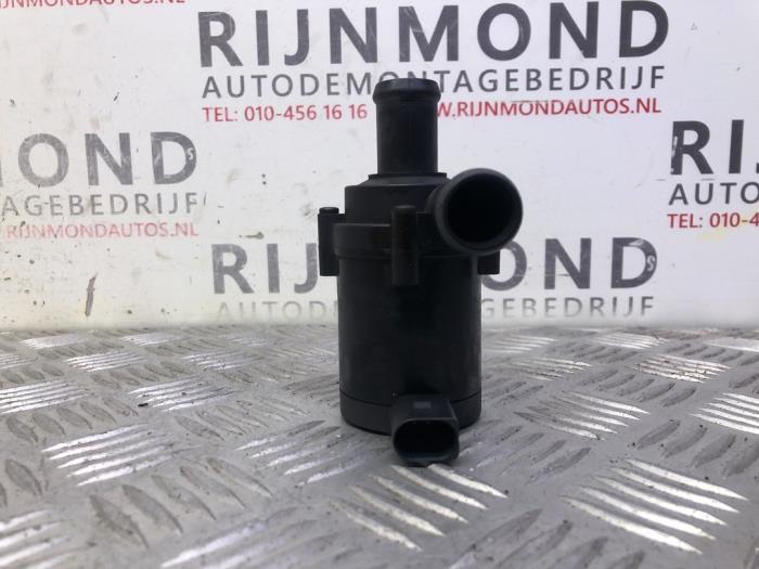 Extra vattenpump Audi A1 (8X1/8XK), 2010 / 2018 1.2 TFSI, Halvkombi (Hatchback), 2 dörrar, Bensin, 1.197cc, 63kW (86pk), FWD, CBZA, 2010-05 / 2015-04, 8X1; 8XK (Begagnad)