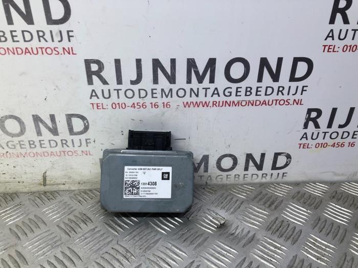 Używane Modul keyless vehicle Opel Insignia Sports Tourer 1.5 Turbo 16V 165 Cena € 50,00 Procedura marży oferowane przez Autodemontage Rijnmond BV