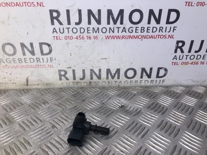 Begagnade Sensor (övriga) Opel Insignia Sports Tourer 1.5 Turbo 16V 165 Pris på förfrågan erbjuds av Autodemontage Rijnmond BV