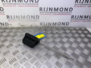 Used Sliding door handle, right Volkswagen Transporter T5 2.0 TDI DRF Price on request offered by Autodemontage Rijnmond BV