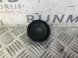 Used Speaker BMW 1 serie (F20) 120i 2.0 16V Price € 18,15 Inclusive VAT offered by Autodemontage Rijnmond BV