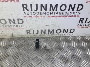 Used AUX / USB connection BMW 1 serie (F20) 120i 2.0 16V Price € 30,25 Inclusive VAT offered by Autodemontage Rijnmond BV