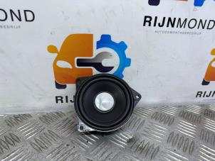 Used Speaker BMW 1 serie (F20) 120i 2.0 16V Price € 18,15 Inclusive VAT offered by Autodemontage Rijnmond BV