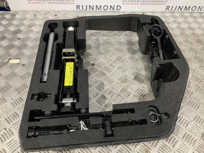 Wagenheber Set+ Reserverad Audi A5 Cabrio 2.0 TFSI 16V - Stahl  