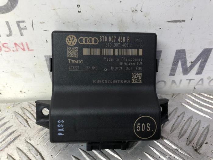 Używane Modul gateway Audi A5 Cabrio (8F7) 2.0 TFSI 16V Cena na żądanie oferowane przez Autodemontage Rijnmond BV