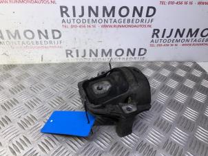 Used Engine mount Audi A5 Cabrio (8F7) 2.0 TFSI 16V Price € 24,20 Inclusive VAT offered by Autodemontage Rijnmond BV