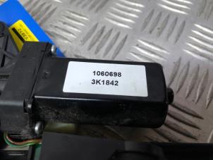 Used Seatbelt feeder right Audi A5 Cabrio (8F7) 2.0 TFSI 16V Price on request offered by Autodemontage Rijnmond BV