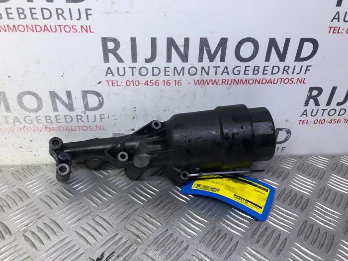 Gebrauchte Ölfiltergehäuse Mercedes E (W212) E-250 CDI 16V BlueEfficiency 4-Matic Preis € 35,00 Margenregelung angeboten von Autodemontage Rijnmond BV
