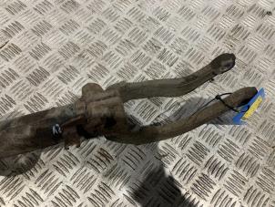 Used Front shock absorber, right BMW X5 (E70) xDrive 40d 3.0 24V Price € 272,25 Inclusive VAT offered by Autodemontage Rijnmond BV