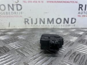 Used Heater valve motor BMW X5 (E70) xDrive 40d 3.0 24V Price € 18,15 Inclusive VAT offered by Autodemontage Rijnmond BV