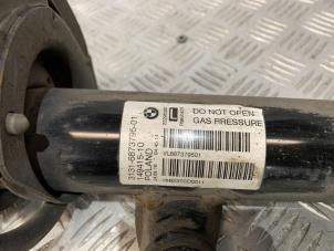Used Fronts shock absorber, left BMW 4 serie Gran Coupe (F36) 435d xDrive 3.0 24V Price € 284,35 Inclusive VAT offered by Autodemontage Rijnmond BV
