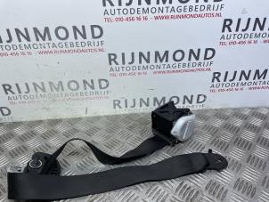 Used Front seatbelt, right BMW X5 (E70) xDrive 40d 3.0 24V Price € 60,50 Inclusive VAT offered by Autodemontage Rijnmond BV